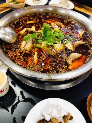 He Fu Ji Frog and Three Fish (Yuhu Road Branch)