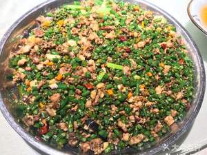 Linglong Home-style Cuisine (Yu Dong Store)