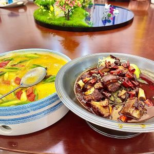 Joyful Gathering Grand Hotel