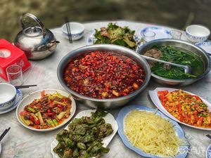 Hao'er Ma Spring Chicken with Nanshan Luojiyu