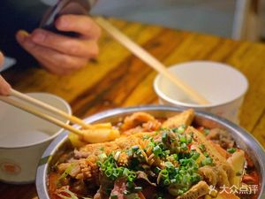 Xiao Hu Spicy Hot Pot (Zijing Commercial Plaza Branch)