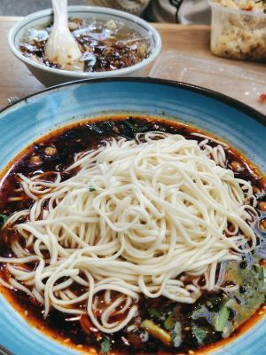 Shi Ba Feng Noodle Shop (Huanglong Road Store)