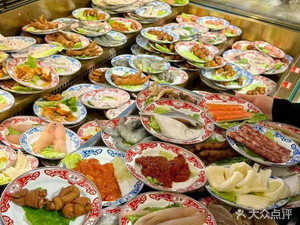 Longxian Nine-foot Goose Intestine Hot Pot (Court Staff Compound Branch)