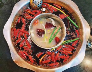 Old Friend Hot Pot (Xinzhou Panjiang Garden Branch)