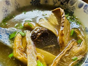 Songrong Chicken Soup Grand Hotel