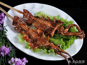 Da Da Naan House · Authentic Xinjiang Lamb Skewers