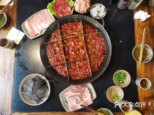 Na Jia Lao Hotpot (Tianjiang Dingcheng Store)