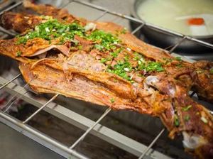 Mu Yang Zhuang Whole Lamb Roast (Xinpaifang Store)