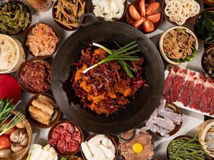 Red House Old Hot Pot (North Plaza Branch)