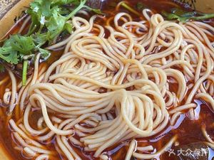 Dragon Phoenix Noodle House (Huayu North City Business Street Branch)