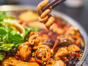 蹄花肥肠鸡(华宇龙湾店)