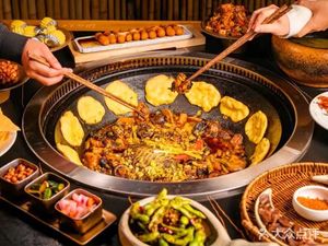 老山城柴火鸡(巴南万达店)