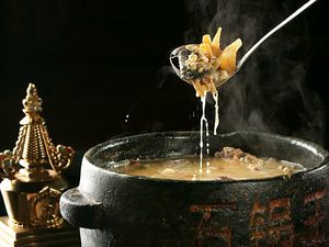 Tibetan Langtuo Stone Pot King (Chongqing Head Office)