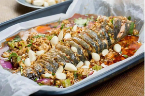 Wushan Paper-wrapped Fish · Dry Pot · Preserved Pork Trotter (Longzhou Avenue Branch)