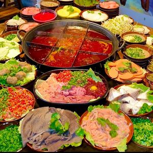 Bayan Butcherhouse Old Hot Pot (Banan Longzhouwan Branch)