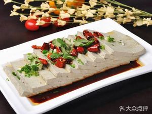 Ai Zai Chun Ge Frog & Tripe Fish (Huayu Longwan)