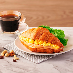 Luckin Coffee (Chongqing Longhu Times Square Store)