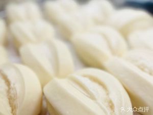 Xin Yao Handmade Old Cellar Steamed Buns with Buckwheat and Sesame Pancakes (Jindao Garden Store)