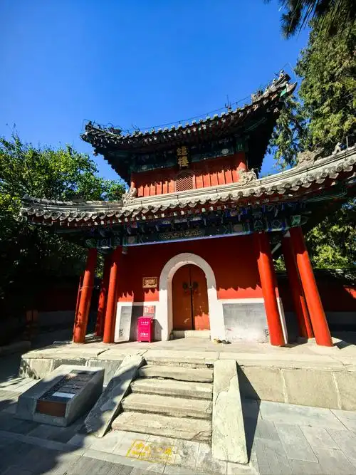 Jie Tai Temple