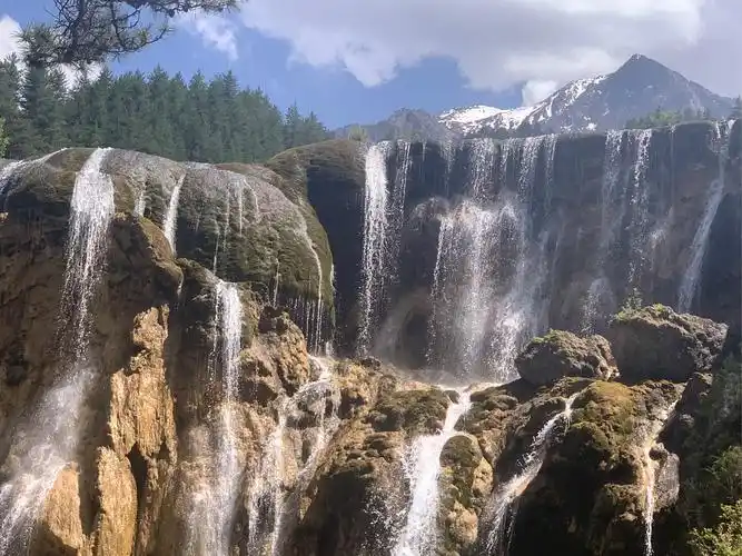 Pearl Shoal Waterfall