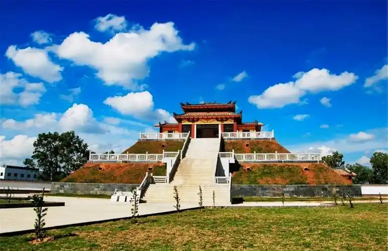 Houpu Han Dynasty Site