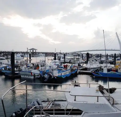 Dànshuǐ Yú rén Mǎdtou