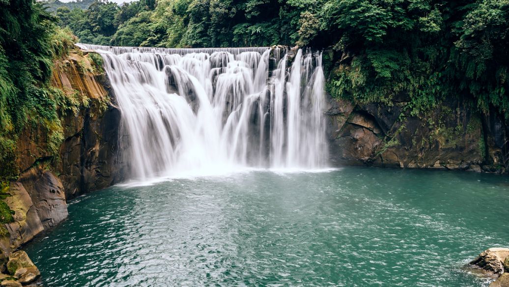 Huang Guozhu Waterfall