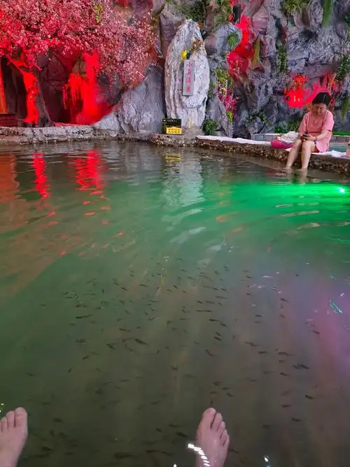 Lightning River Hot Springs