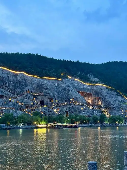Longmen Grottoes