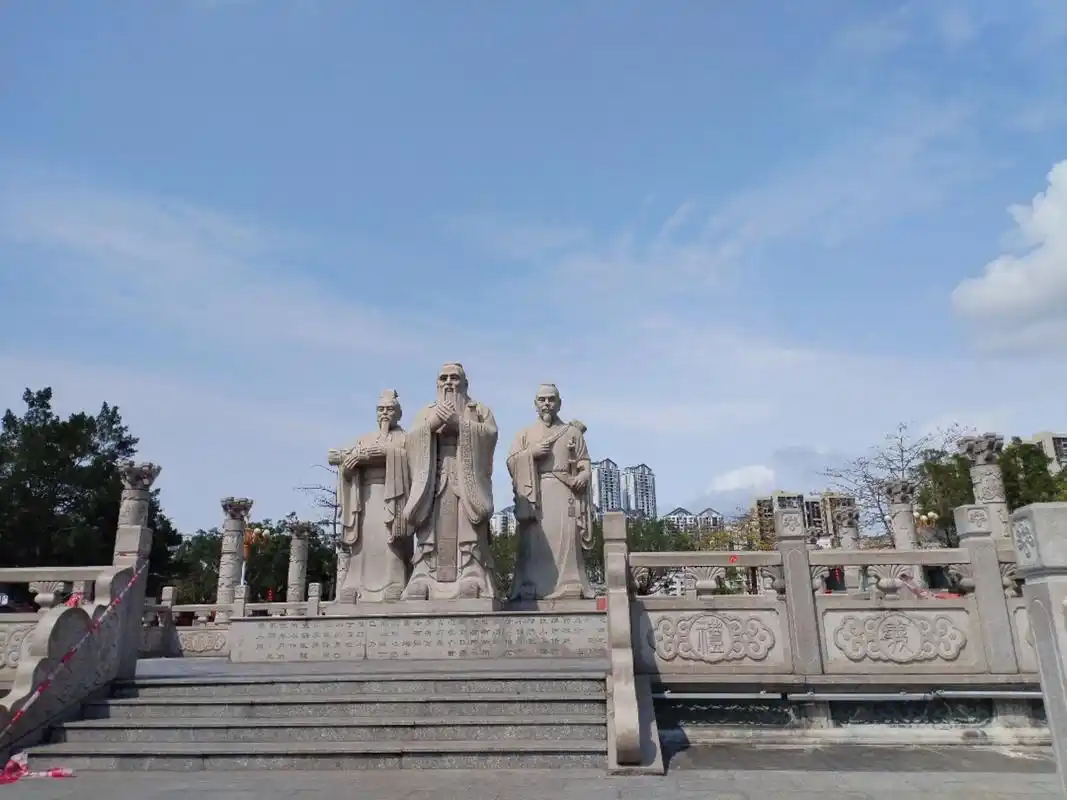 Liánzhōu Xuégyǒng