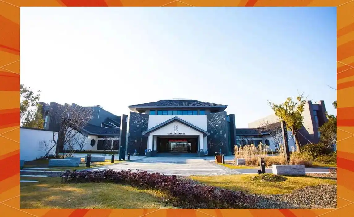 Lake Zhou Silk Museum
