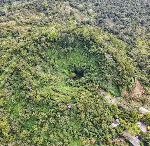 Lei Zhou Biao Dao Hu Shan Di Li Gong Yuan