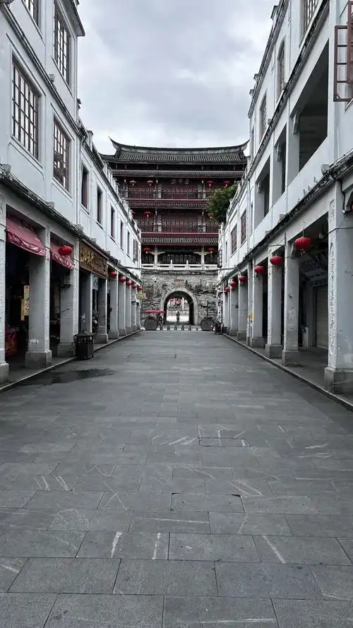 Chizhou Lao Cheng Shi Chang