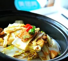 Spicy Pot-Braised Baby Bok Choy