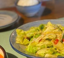 Stir-Fried Shredded Cabbage