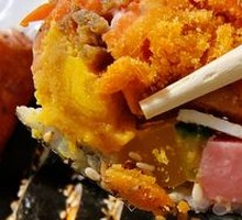 Crispy Egg Yolk Pork Floss Seaweed Rice Roll