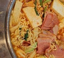 Military-style Hot Pot