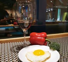 Grilled Egg on Iron Plate