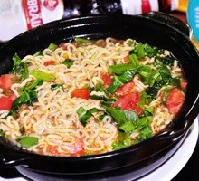 Braised Noodles in Clay Pot