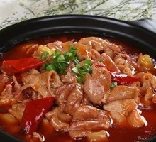 Braised Pork Intestines in Clay Pot