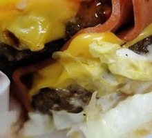No-Bread Egg Soul Beef Burger