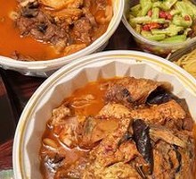 Stewed Fish in Iron Pot