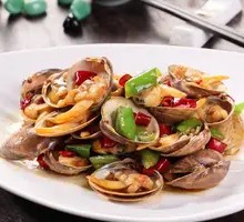 Spicy Stir-Fried Clams