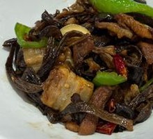 Deer Mushroom Stir-fried Pork Slices