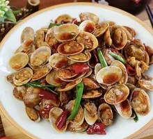 Spicy Stir-Fried Clams