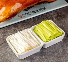 Bamboo Shoots with Green Onion Strips