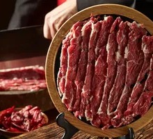 Fresh-cut Wagyu Strip