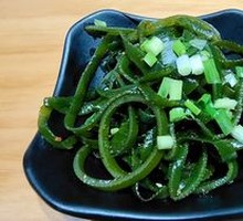 Cold-mixed kelp strands