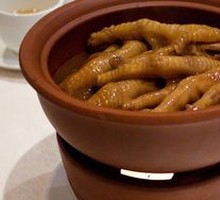 Braised Chicken Feet in Abalone Sauce