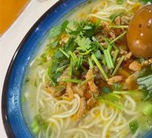 Pickled Vegetable and Pork Noodles